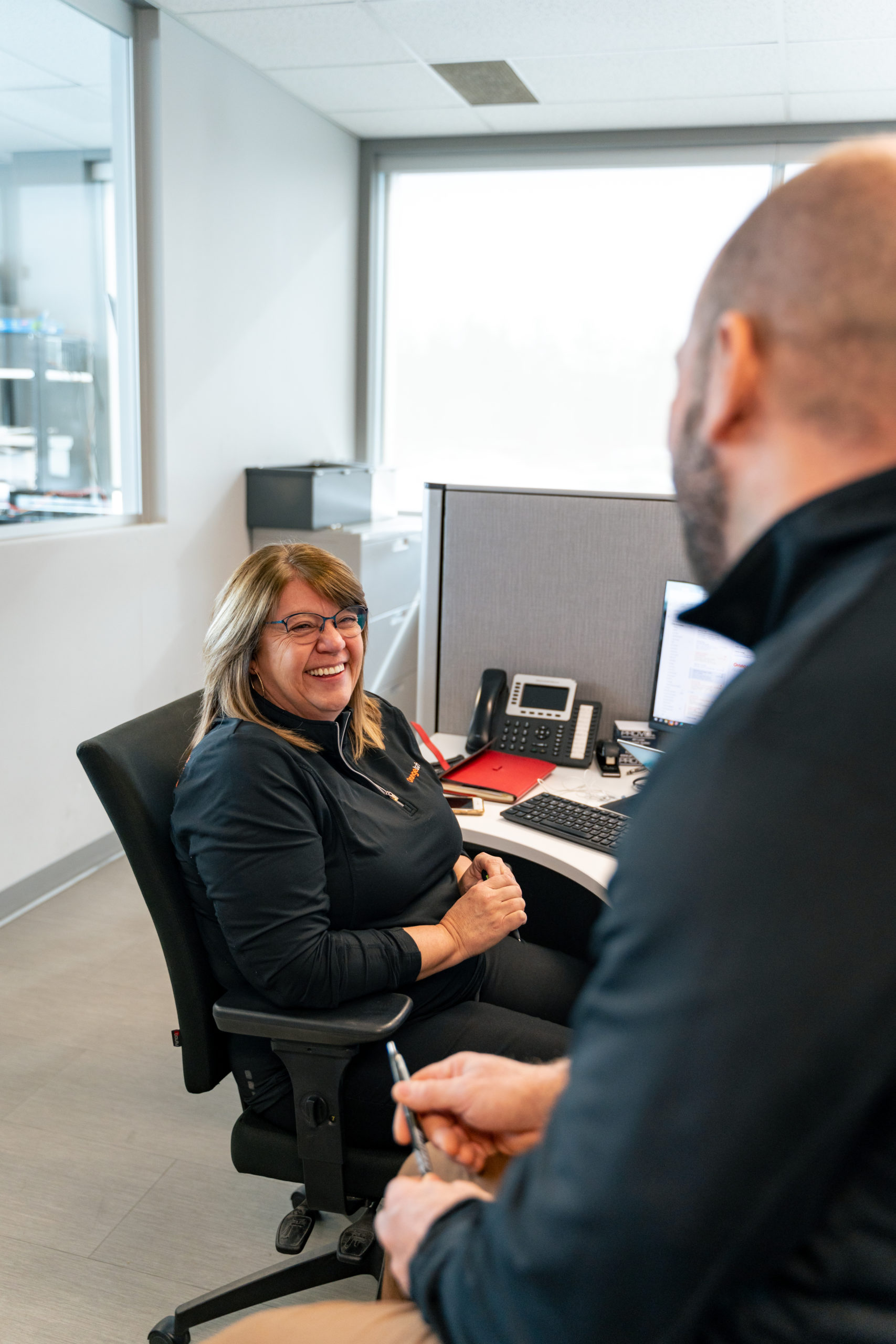 ADJOINT.E ADMINISTRATIVE (SERVICE TECHNIQUE)